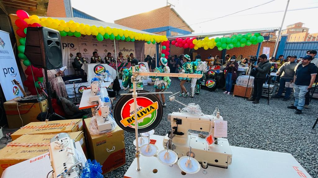 Gobierno apoya a Micro y Pequeñas Empresas de La Paz para el ...